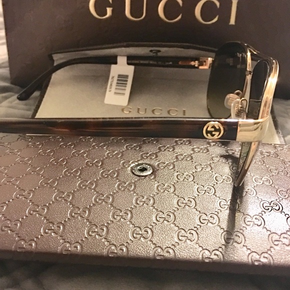 🔥NWT GUCCI GG4239/S Sunglasses - Ivory/Gold - Picture 2 of 6